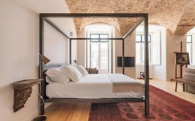 The Visionaire Apartments